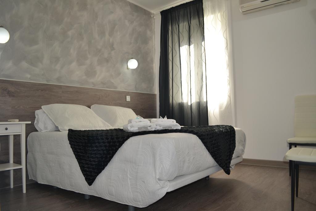 Hostal Meyra Madrid Kültér fotó
