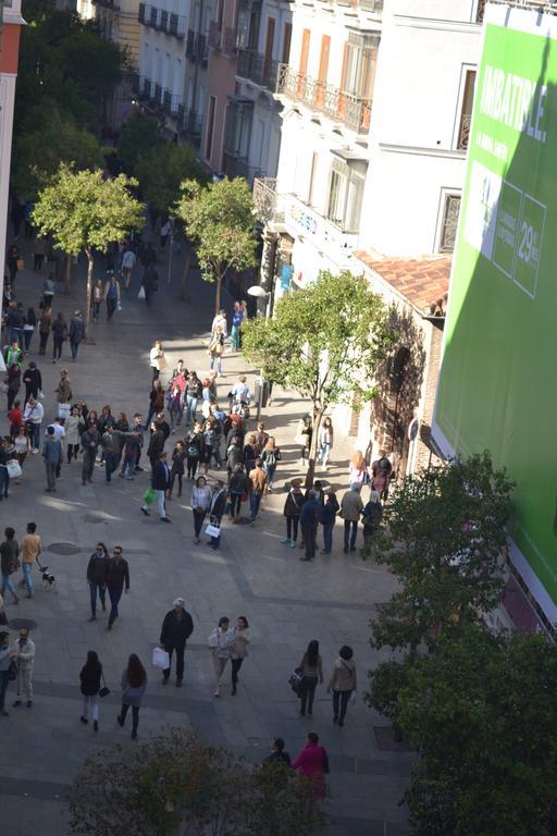 Hostal Meyra Madrid Kültér fotó