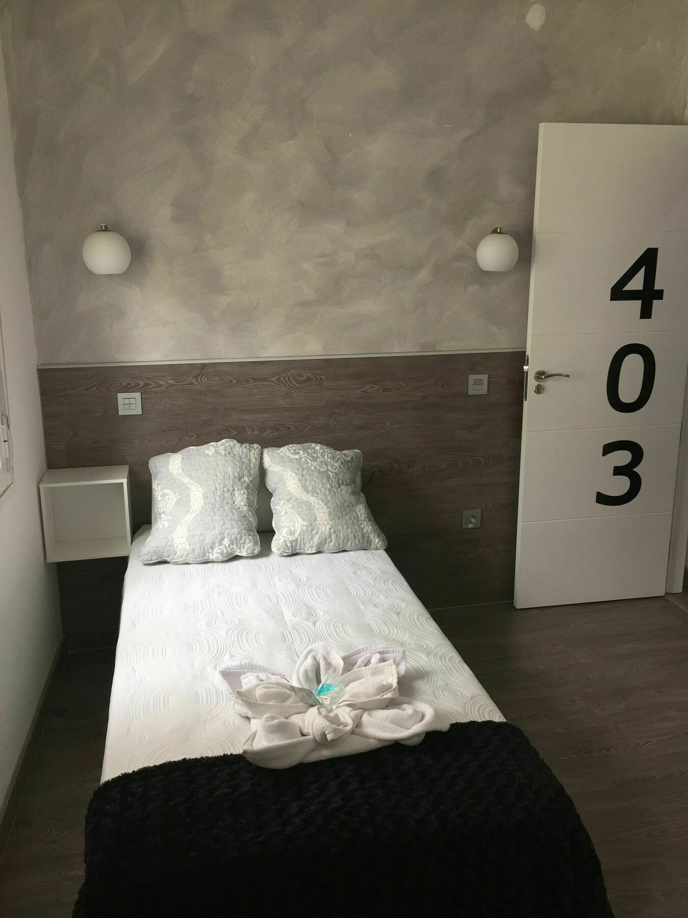 Hostal Meyra Madrid Kültér fotó
