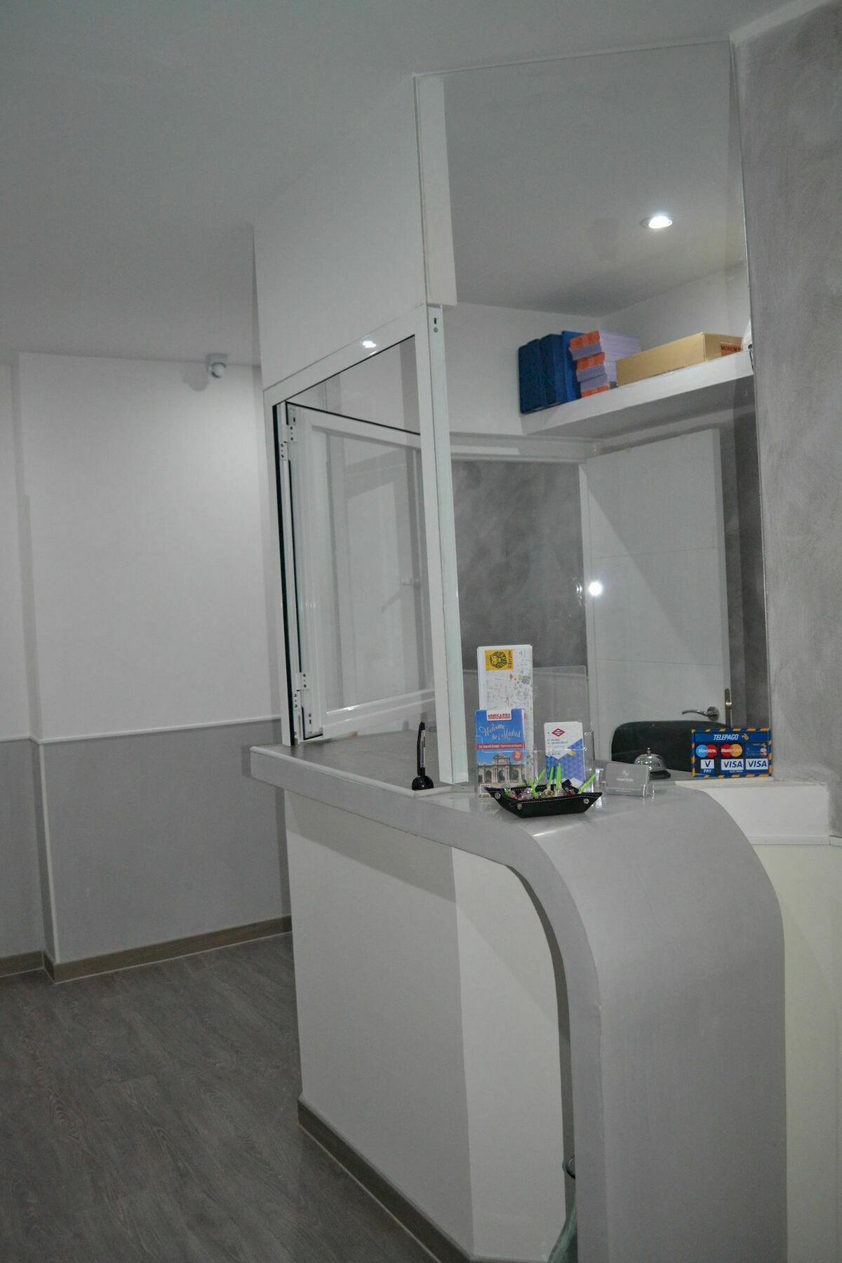 Hostal Meyra Madrid Kültér fotó